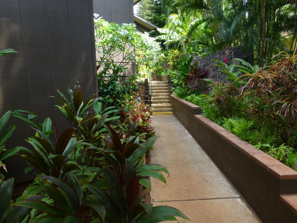 Mahina Surf Lahaina Exterior foto