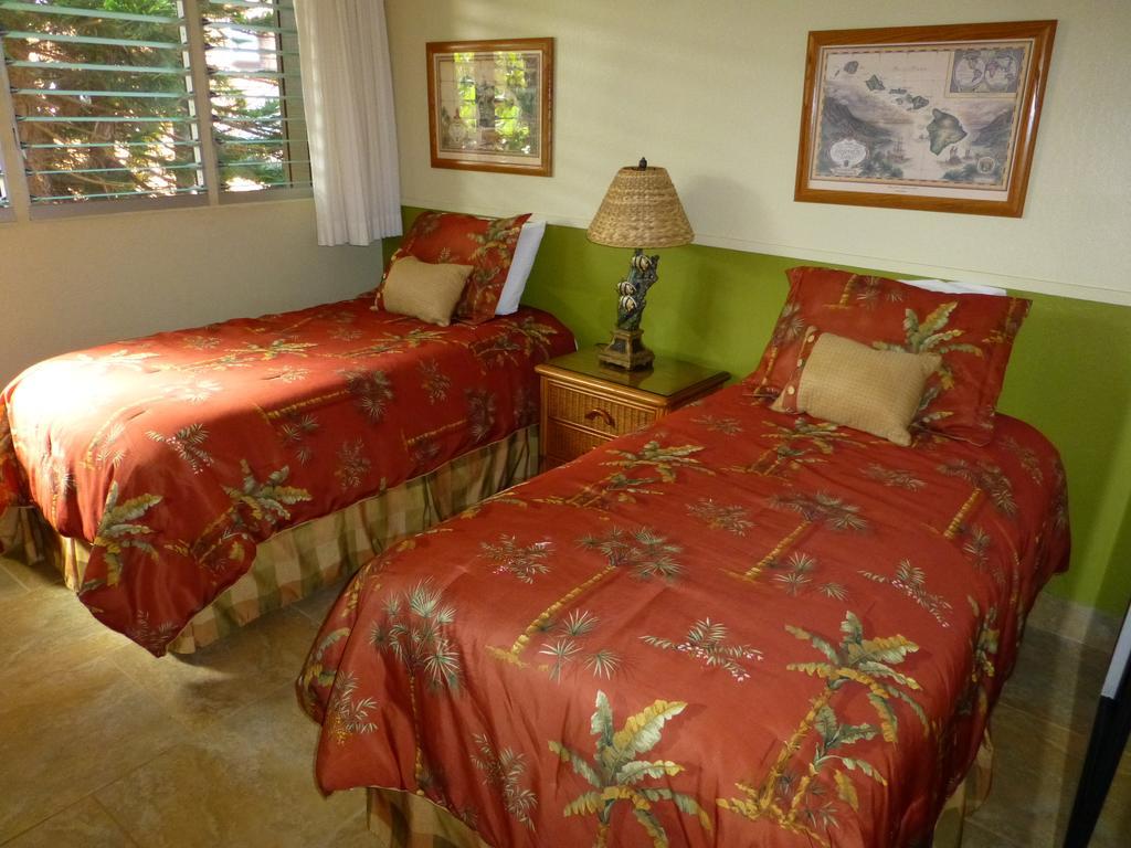Mahina Surf Lahaina Exterior foto